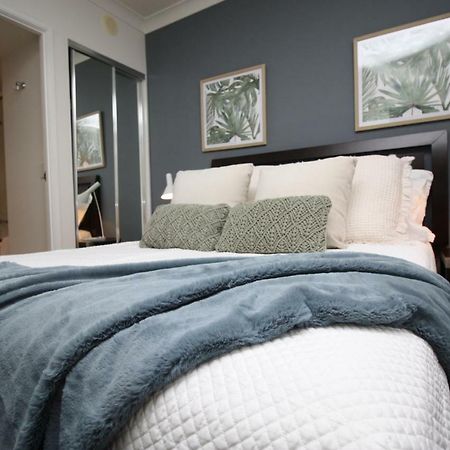 Апартаменты Peepsleep Chevron Towers Голд-Кост Экстерьер фото
